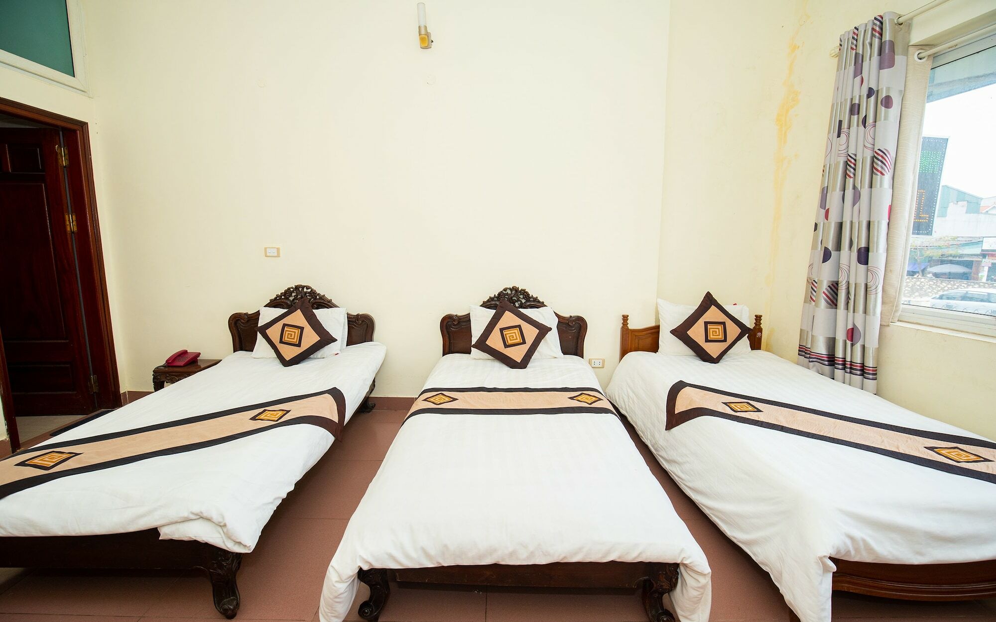 Ho Sen Xanh Hotel Ханой Экстерьер фото